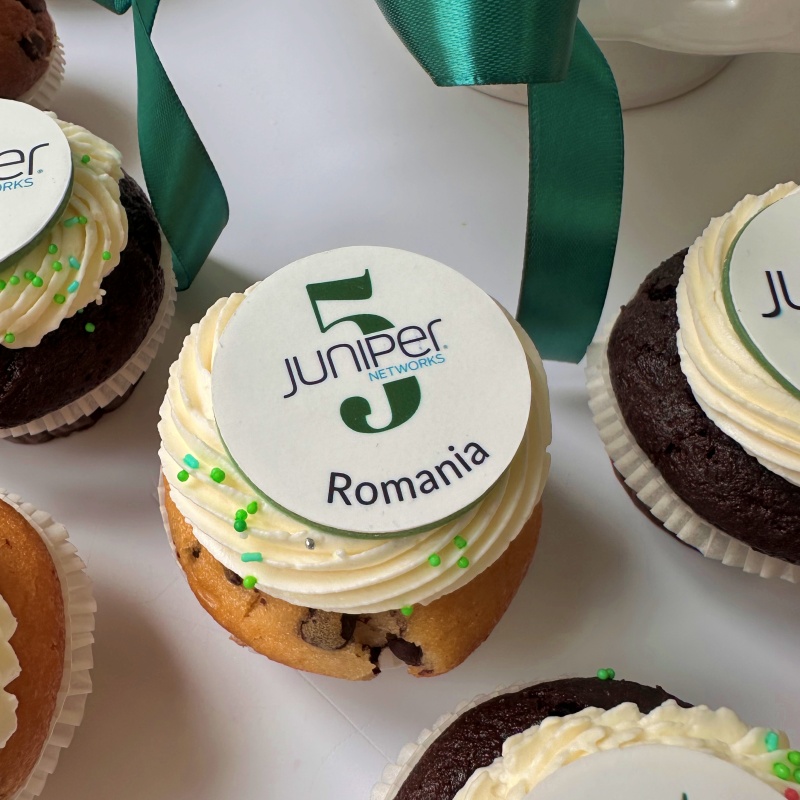 Briose personalizate cu logo comestibil - imagine 3