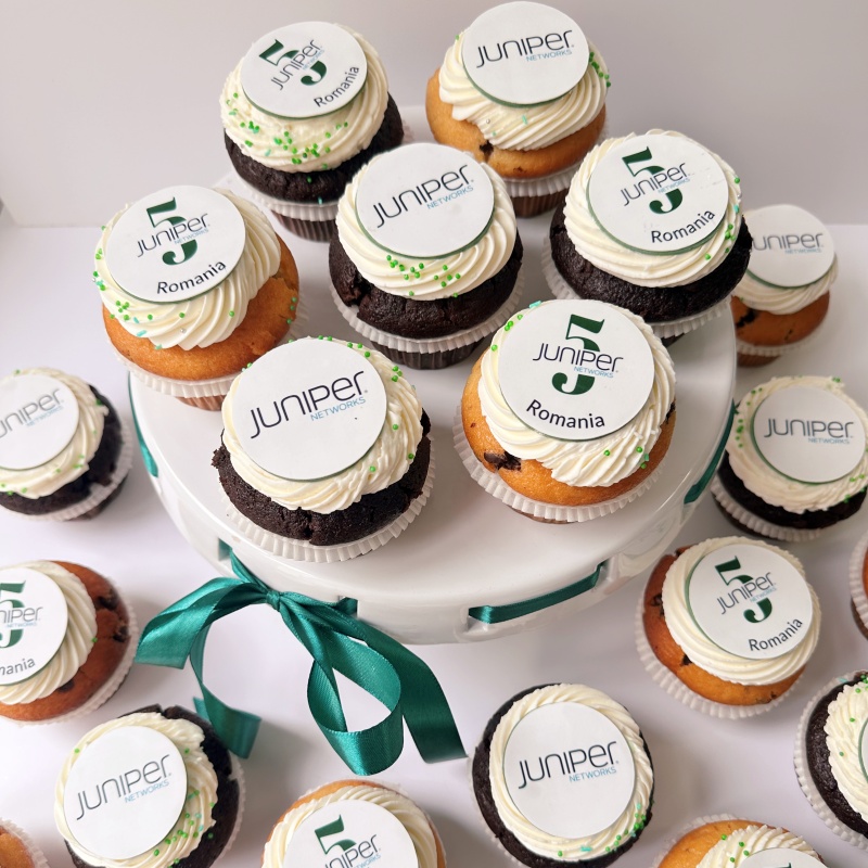 Briose personalizate cu logo comestibil Juniper