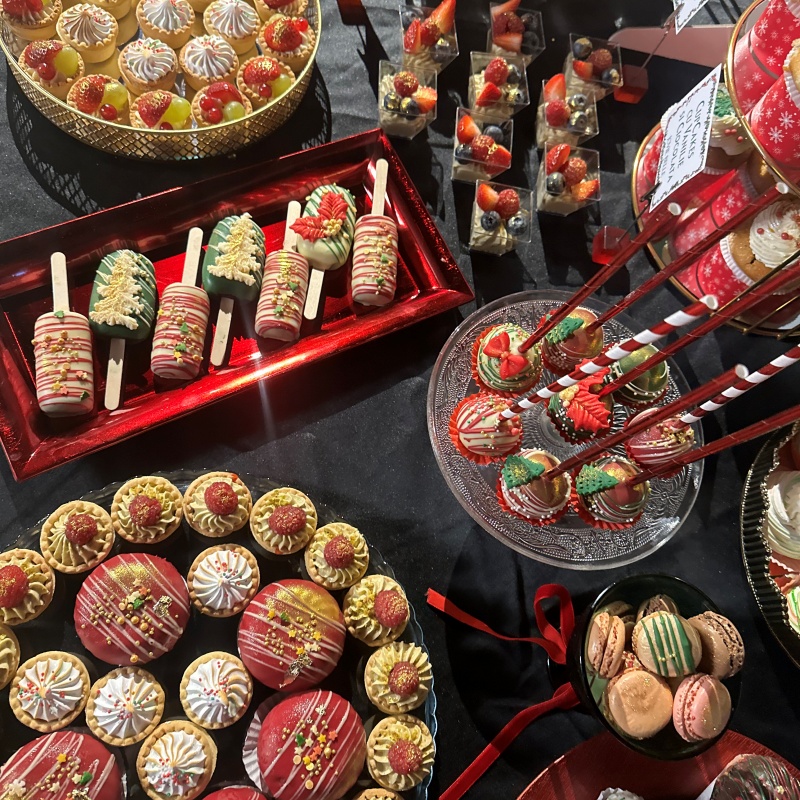 Candy bar tematic Petrecere Craciun - imagine 6
