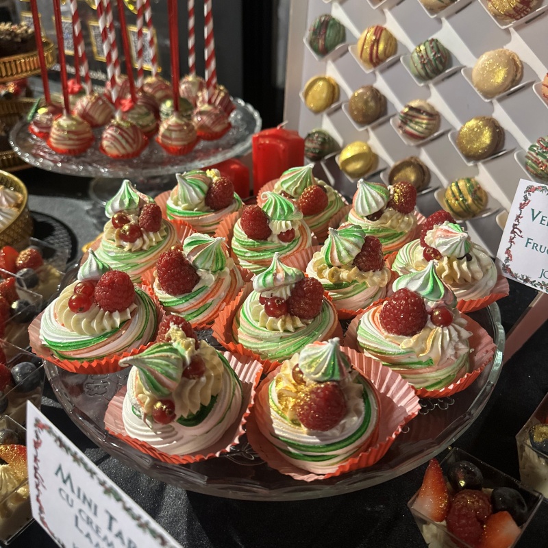 Candy bar tematic Petrecere Craciun - imagine 4